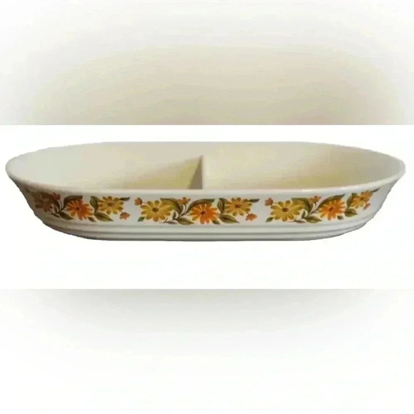 Vintage Capri Serve ‘N Store Bakeware Divided Stoneware Dish - Picture 2 of 8